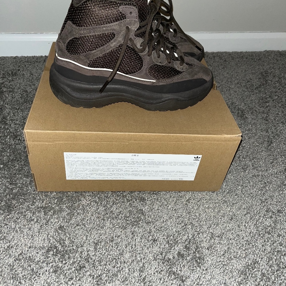 Yezzy boots